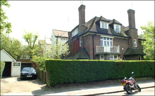 129 North End Road c